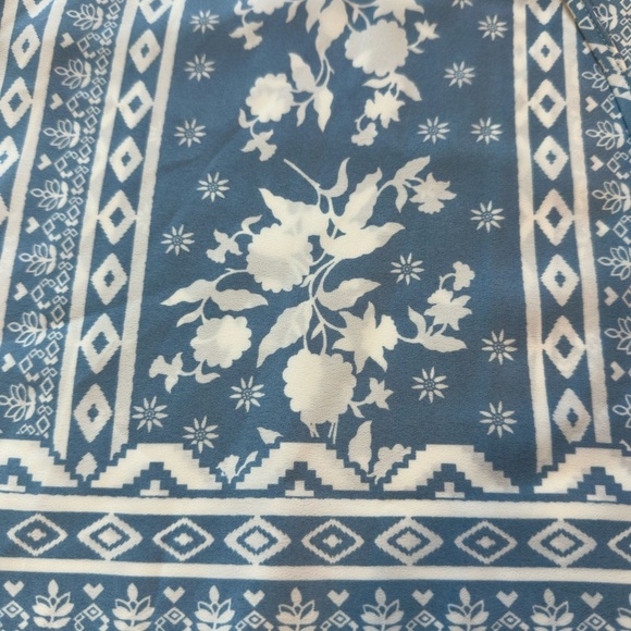 Blue and White Tie Front Tank Top - Picture 6 of 6